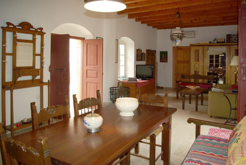 Sior Nikoletos Villa Vóroi Exterior foto